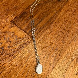 Elegant Gold and Blue Pendant Necklace